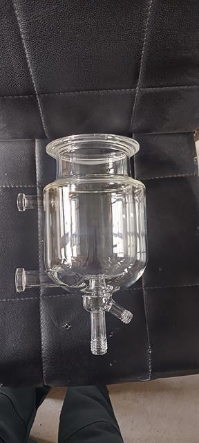 Laboratory production and handling setup